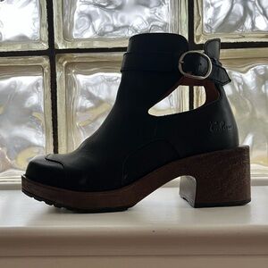Calou Kinga black cutout buckle sexy Scandinavian comfort ankle boots 37 6.5 EUC